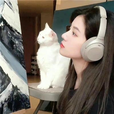 北极百货的秋乃小姐